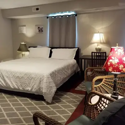 Fairmount House Free Street Parking Quiet Spacious
