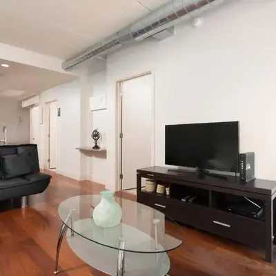 2BR 1BA Apartment near Rittenhouse Square apts