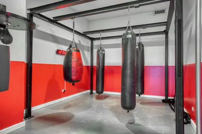 Gallery image of Midtown W 2BR w Gym Pools WD Doorman NYC-360 in New York