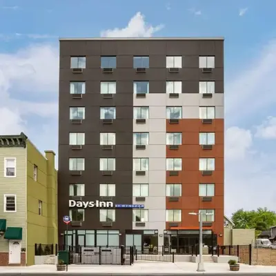 Days Inn by Wyndham Staten Island