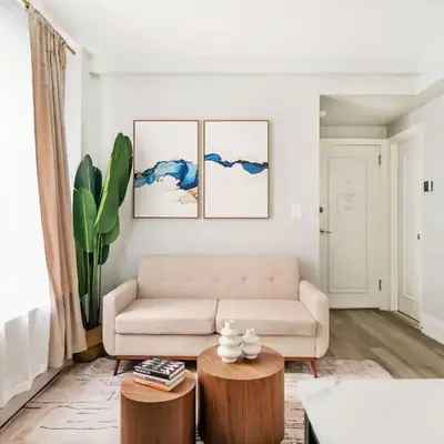 73-308 New 1BR 1Bth UWS Doorman Gym