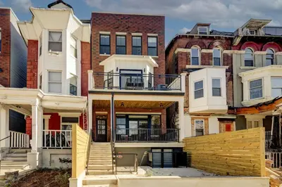 a group of houses in a city at 2BR w Balcony - Fairmount Park - 10 mins to DT in Philadelphia