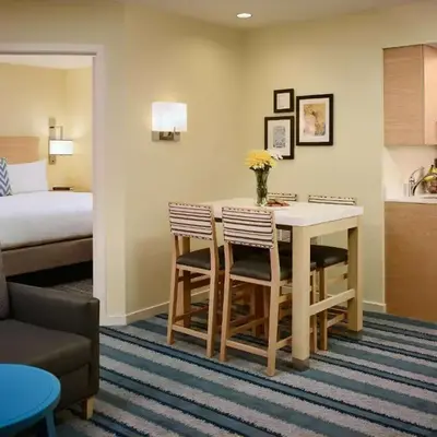 Sonesta ES Suites Somerset