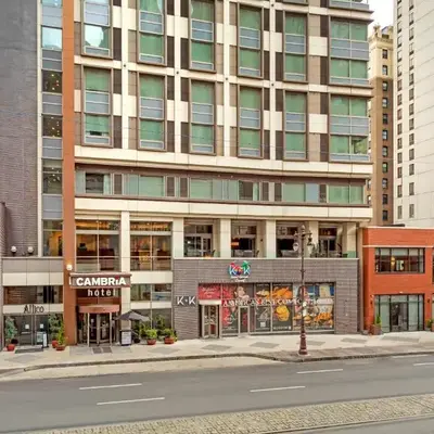 Cambria Hotel Philadelphia Downtown - Center City