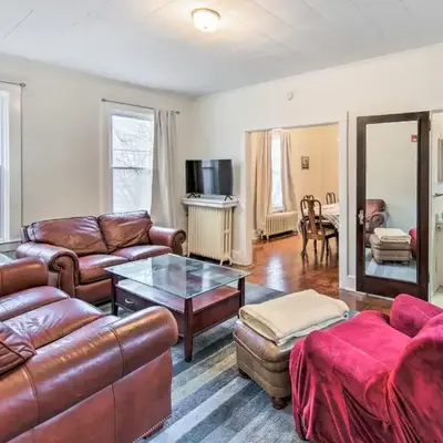 Roomy Lancaster Home Walk to Dtwn and Hospital