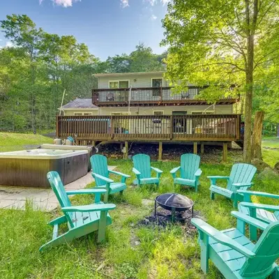 Less Than 1 Mi to Ski Hill! Poconos Retreat with Game Room