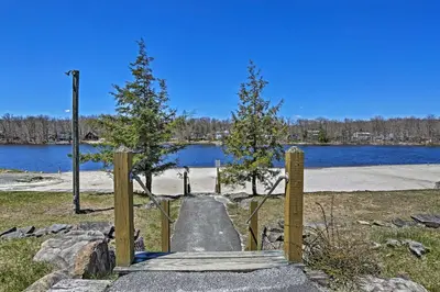 Gallery image of Poconos Chalet with Lake and Pool Access! in Tobyhanna